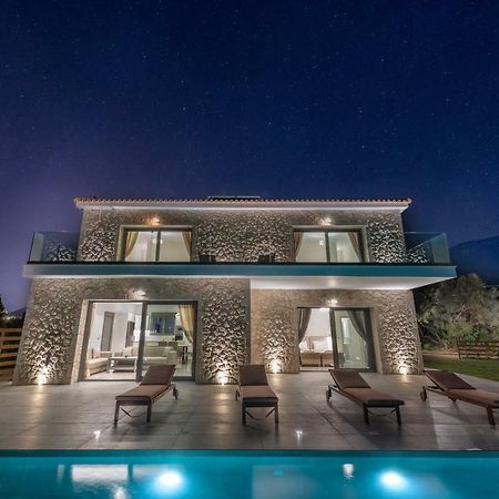 Kefalonia Stone Villas - Villa Petros Kefalonica トラペザキ エクステリア 写真