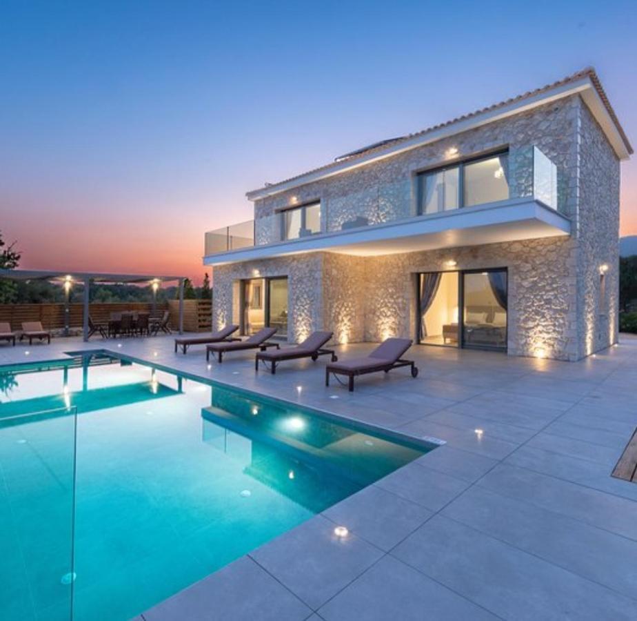 Kefalonia Stone Villas - Villa Petros Kefalonica トラペザキ エクステリア 写真