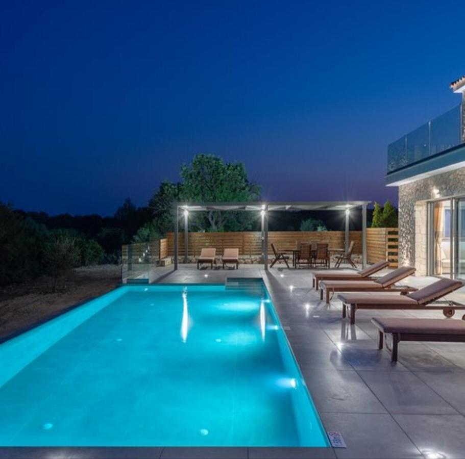 Kefalonia Stone Villas - Villa Petros Kefalonica トラペザキ エクステリア 写真